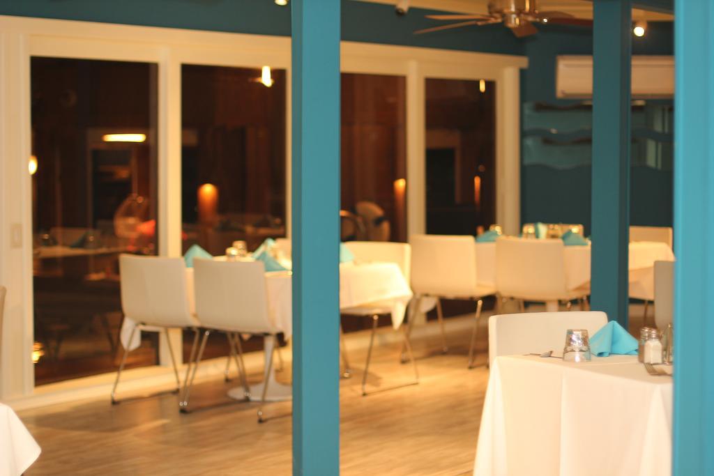 Exuma Beach Resort George Town Exterior foto
